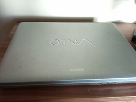 Sony VAIO NR11S - 1