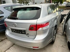 Rozpredám Toyota Avensis combi T27 2.0D 1AD-FTV - 1