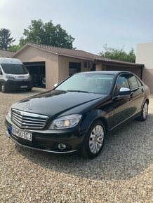 Mercedes-Benz C-220