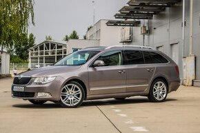 Škoda Superb Combi 1.8 TSI 4x4 Elegance