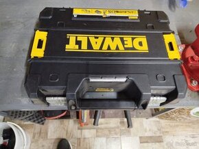 Kufor dewalt