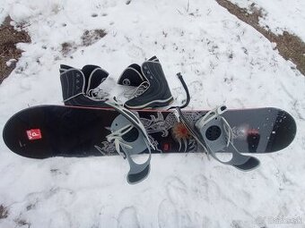 Kompletný snowboard, s viazaním a topánkami