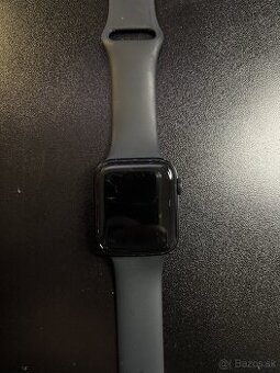 Apple Watch SE 44mm 2022 - 1