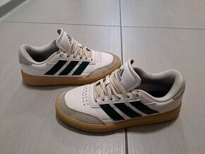 Tenisky Adidas pre chlapca 41 - 1