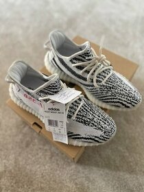 YEEZY BOOST V2 ZEBRA 43/1/3 org. NOVÉ