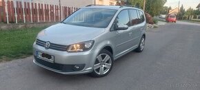 VW TOURAN 1,6 TDI DSG 7 MIESTNY