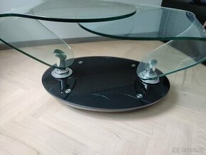 Dizajnový sklenený konferenčný stolík VoVo Design