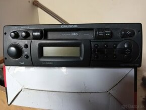 Grundig autoradio - 1