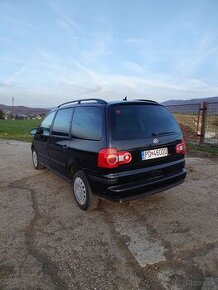 Volkswagen Sharan 2.0 103kW 2006 7-miestny