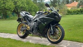 Predám Yamaha YZF R1 r.v. 2011 (Big Bang)