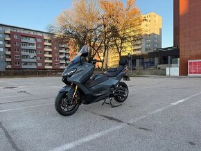 Yamaha TMAX TECH MAX 560 ccm 2022