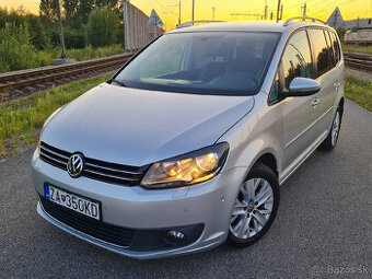 Volkswagen Touran 2.0 TDI DSG Premium Comfortline