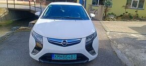 Opel Ampera plug in hybrid - 1