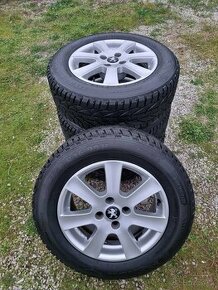 ===215/60 R16===Zimné Nové - 1