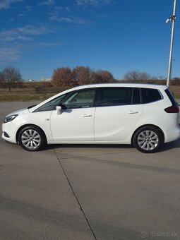 Predam opel zafira c facelift benzin automat