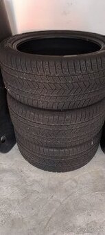 Pneu 295/40 R21