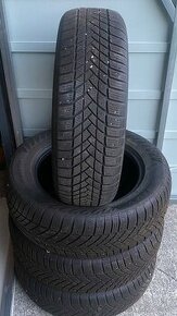 Zimné pneumatiky 215/65 R17