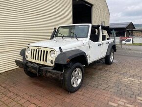 Predám Jeep wrangler 2,8 crd 11/2013