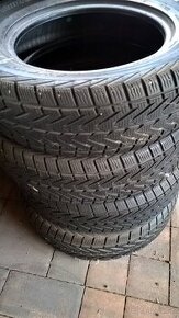 ZIMNÉ 215/65 R16 98H VREDESTEIN cca 5-6 mm  LEN 79,99 €/sada