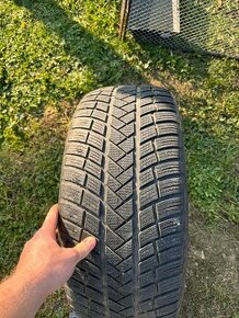 235/45 r18 zimné pneu