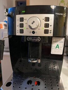 Kávovar DeLonghi vyhodne