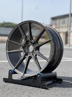 Japan racing r19 5x112