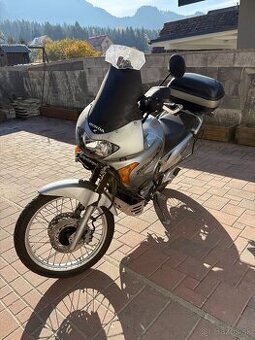 Honda transalp 650