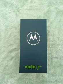 Motorola G32 červená