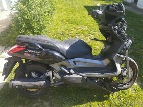 Rozpredám Yamaha X-max 250