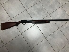 Samonabíjacia brokovnica Beretta, A 302