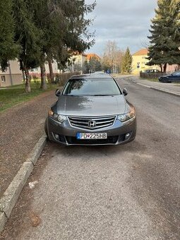 Honda Accord 2,2 i-DTEC 110kw TOP executive