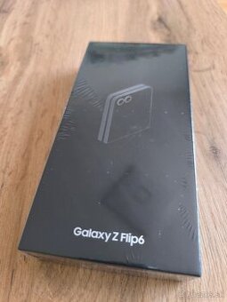 Predám Samsung Galaxy Z Flip6