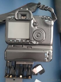 Canon EOS 40D battery grip