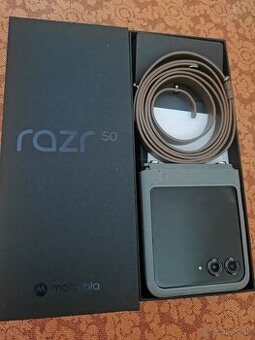 Motorola razr 50 na predaj - 1