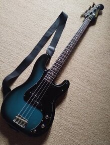 Yamaha Pulser bass PB400