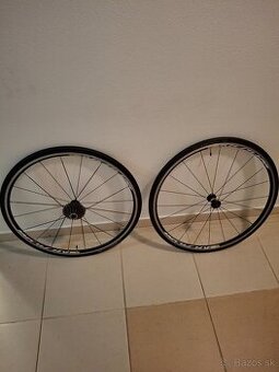 Mavic Aksium 28" sada kolies, ráfikové