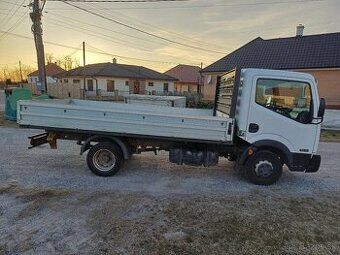 Predám Nissan Cabstar 35.11 valník, 2.5Dci, 81kw,rok výroby