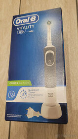 Zubná kefka Oral B