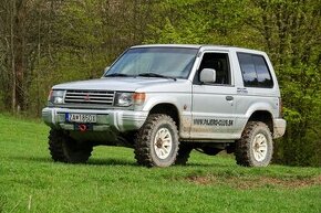 Mitshubishi Pajero GLX 2.5TD Superselect