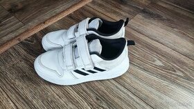 Adidas veľ.33