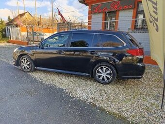 Subaru Legacy 2.0D 4×4 Kombi 110kW/150PS