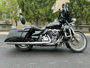 HARLEY DAVIDSON STREED GLIDE