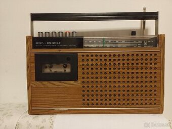 Stern R160 rekordér retro radiomagnetofon