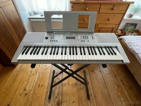 KLÁVESY YAMAHA YPT-340 + STOJÁN