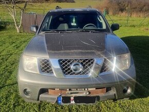 Nissan Pathfinder R51  2,5 dCi - 1