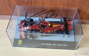 Ferrari Charles Leclerc originální autogram model auta 1:43 - 1