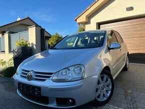 Volkswagen Golf 1.6 Sportline - 1