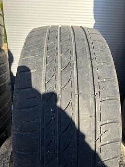 Pneu 215/50 R17 letné