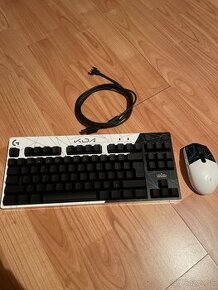 Logitech Pro +G 305 KDA League of Legends