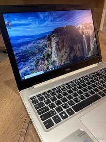 Dell Inspiron P75F